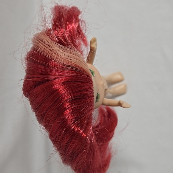 Strawberry Shortcake 6" Doll Figure 2008 TCFC Poseable Freestanding  CUTE - Picture 12 of 14